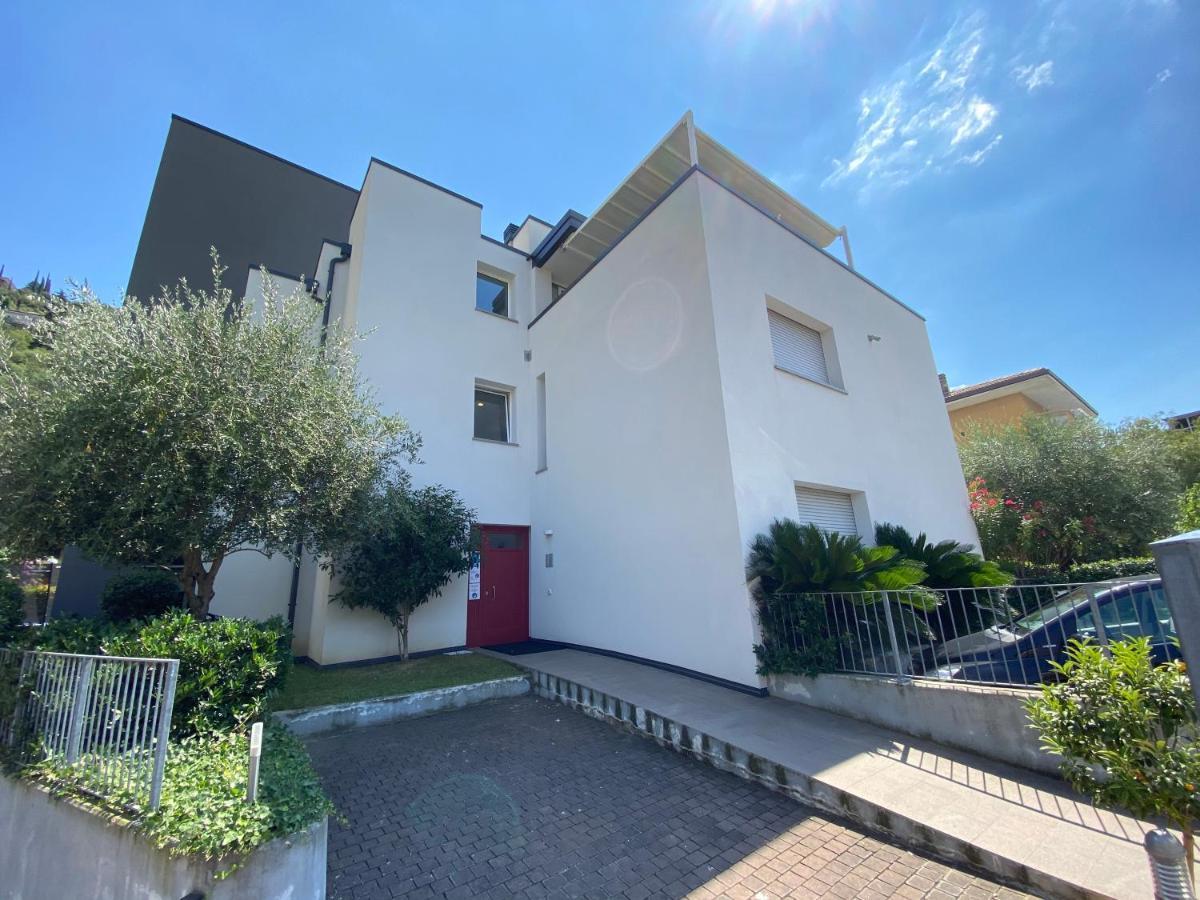 Casa Piccola Fewo Torbole Sul Garda ภายนอก รูปภาพ