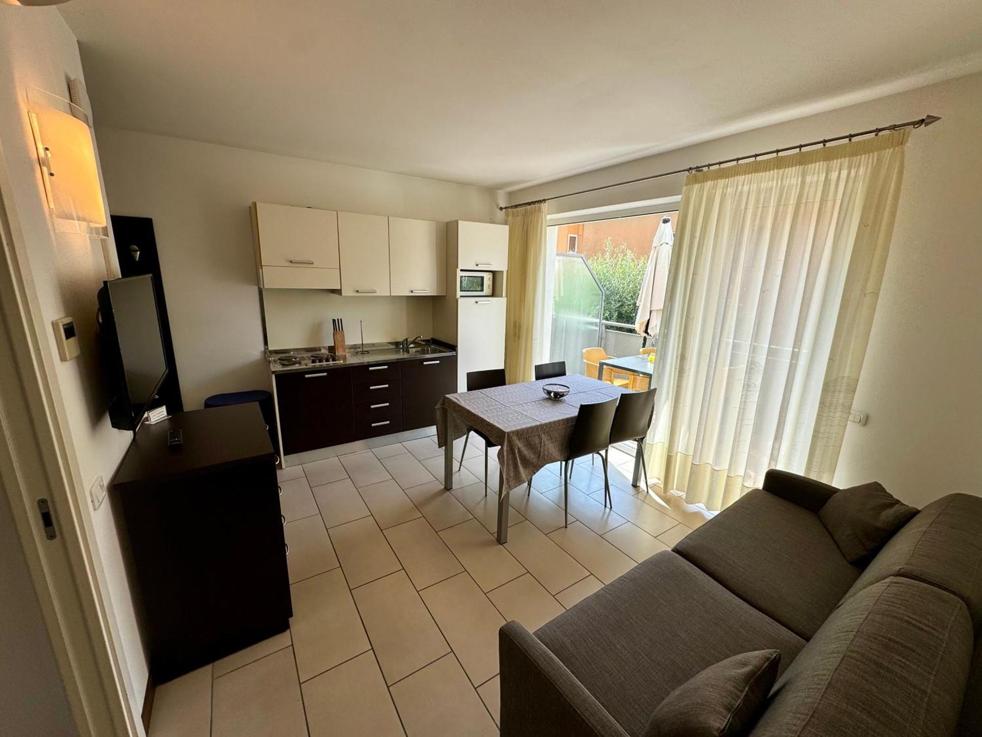 Casa Piccola Fewo Torbole Sul Garda ภายนอก รูปภาพ