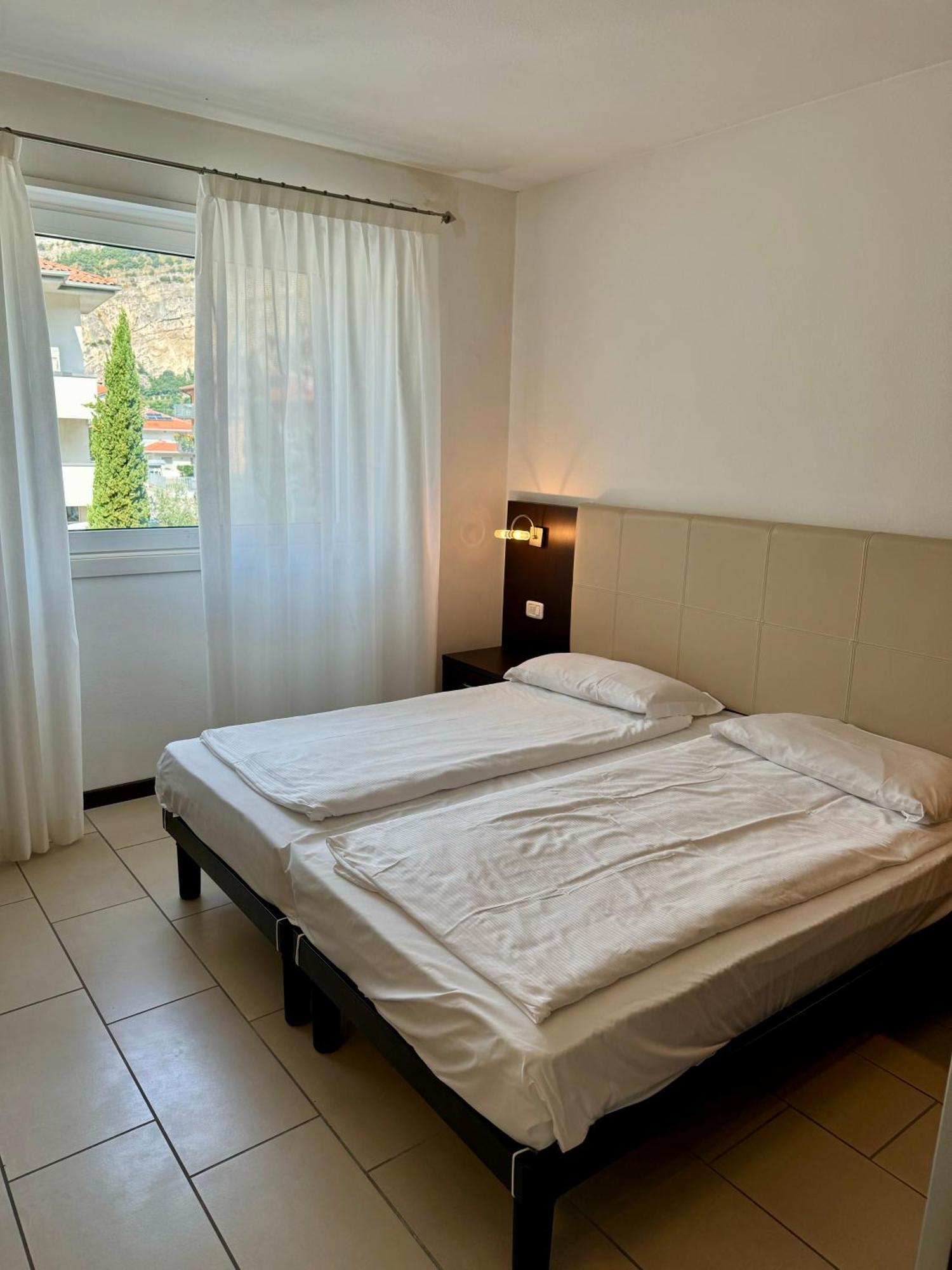 Casa Piccola Fewo Torbole Sul Garda ภายนอก รูปภาพ